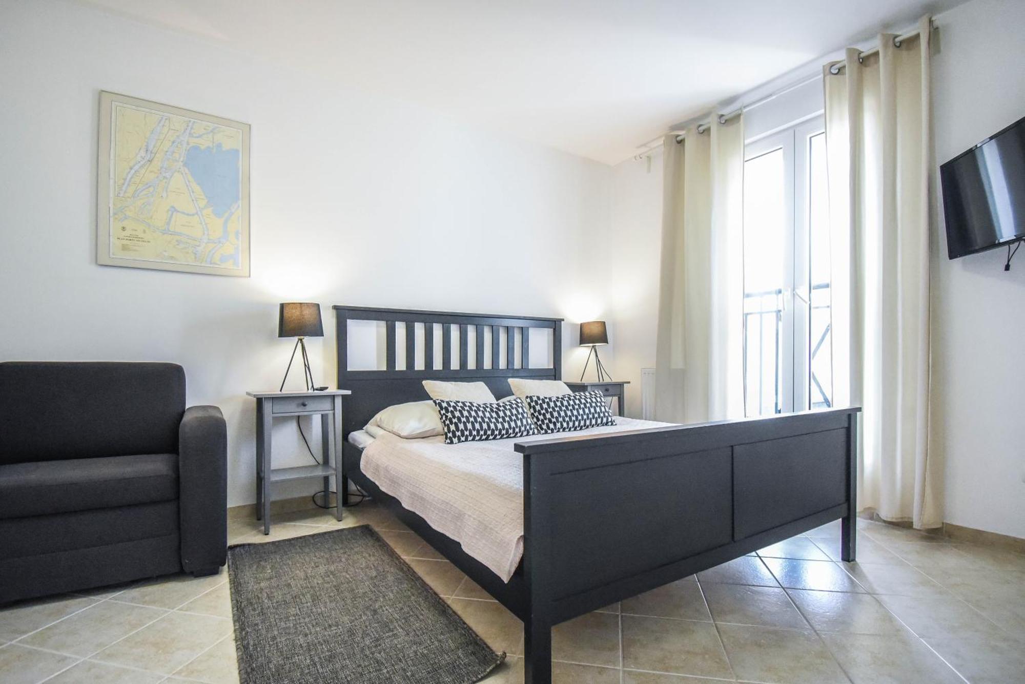 Apartamenty Promenada Z Tarasem I Parkingiem - Apartamenty Na Wyspie ชวีโนวิชแจ ภายนอก รูปภาพ