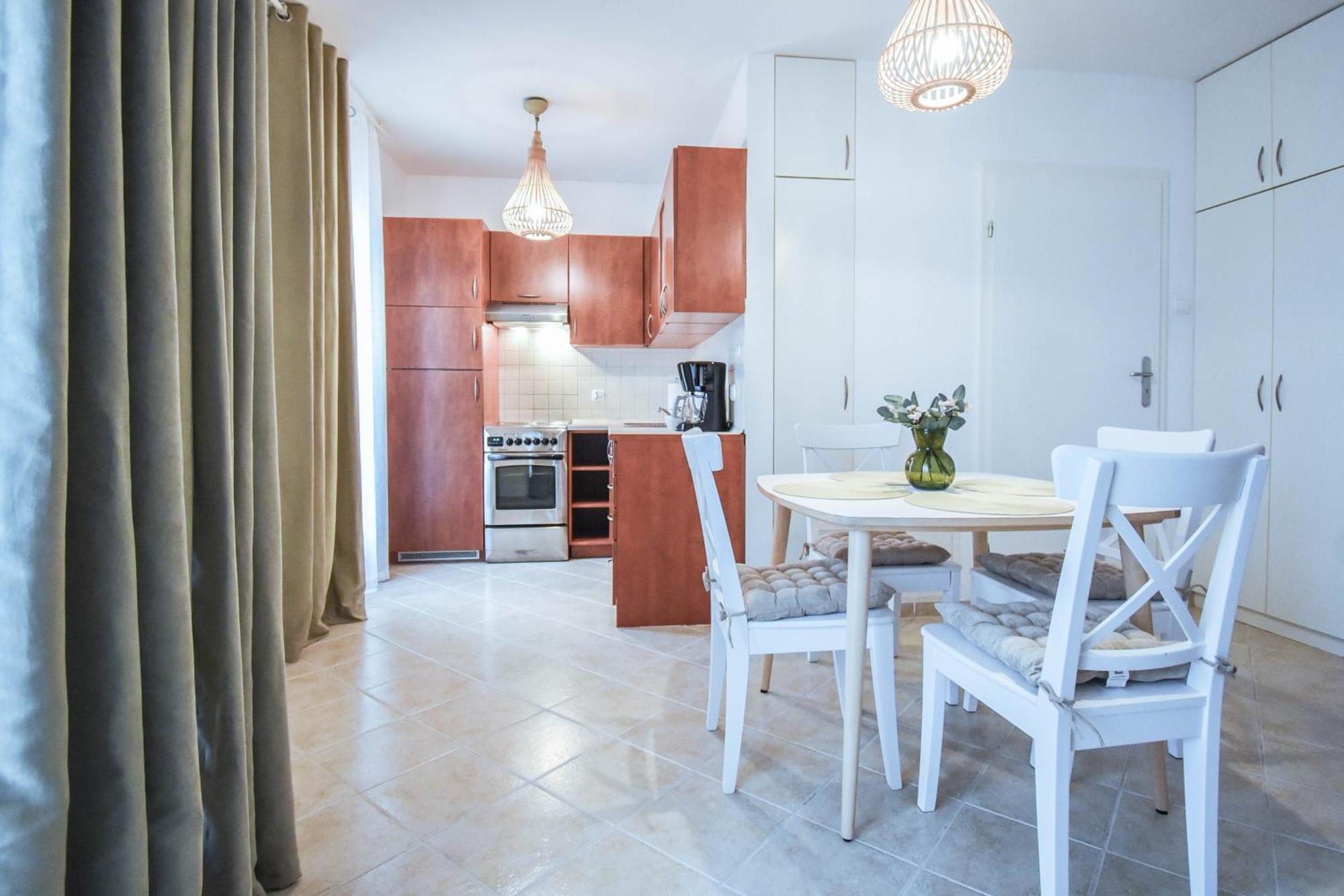 Apartamenty Promenada Z Tarasem I Parkingiem - Apartamenty Na Wyspie ชวีโนวิชแจ ภายนอก รูปภาพ