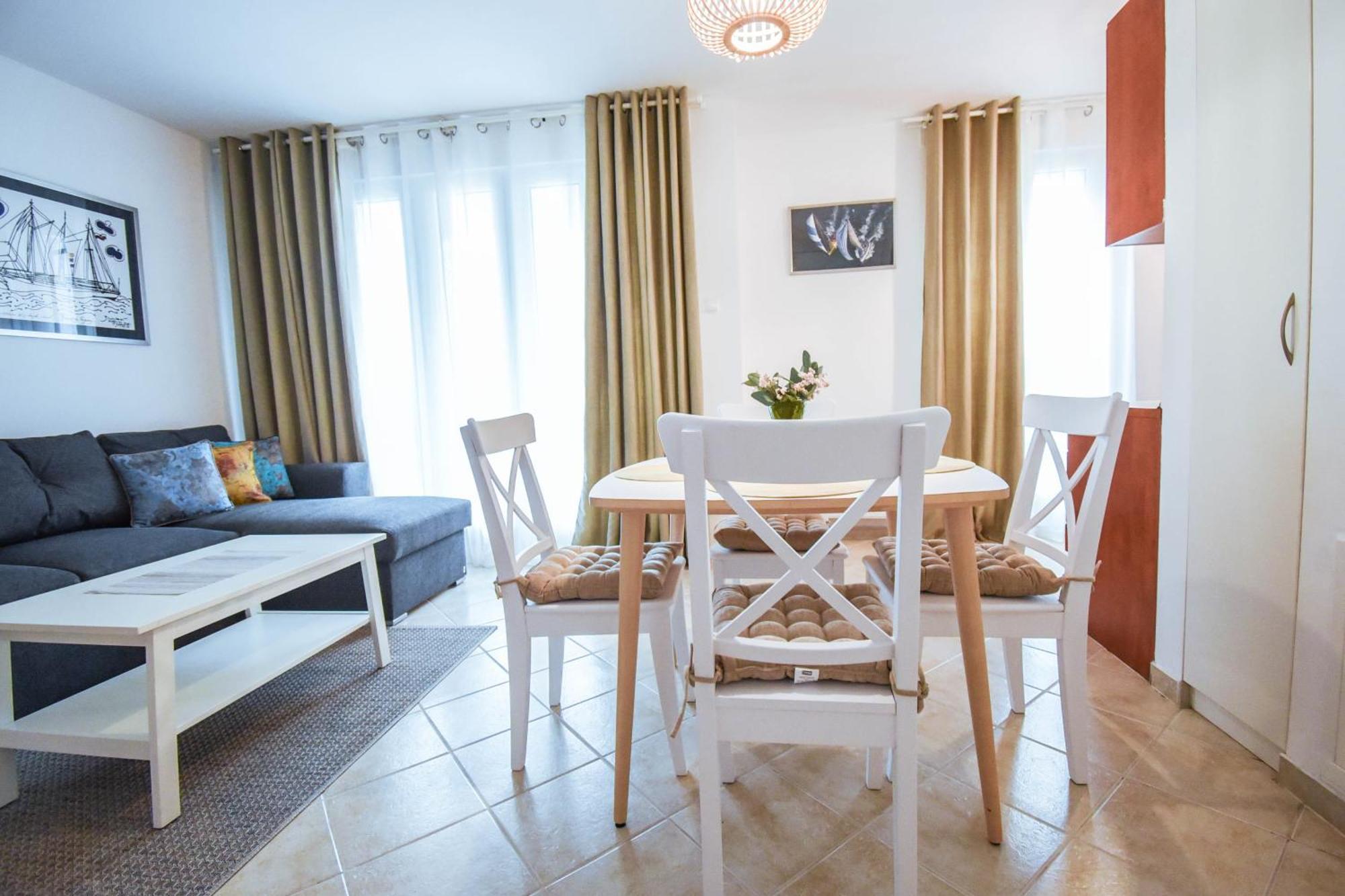 Apartamenty Promenada Z Tarasem I Parkingiem - Apartamenty Na Wyspie ชวีโนวิชแจ ภายนอก รูปภาพ