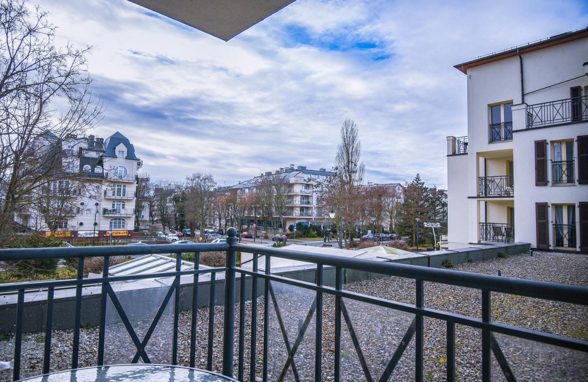 Apartamenty Promenada Z Tarasem I Parkingiem - Apartamenty Na Wyspie ชวีโนวิชแจ ภายนอก รูปภาพ