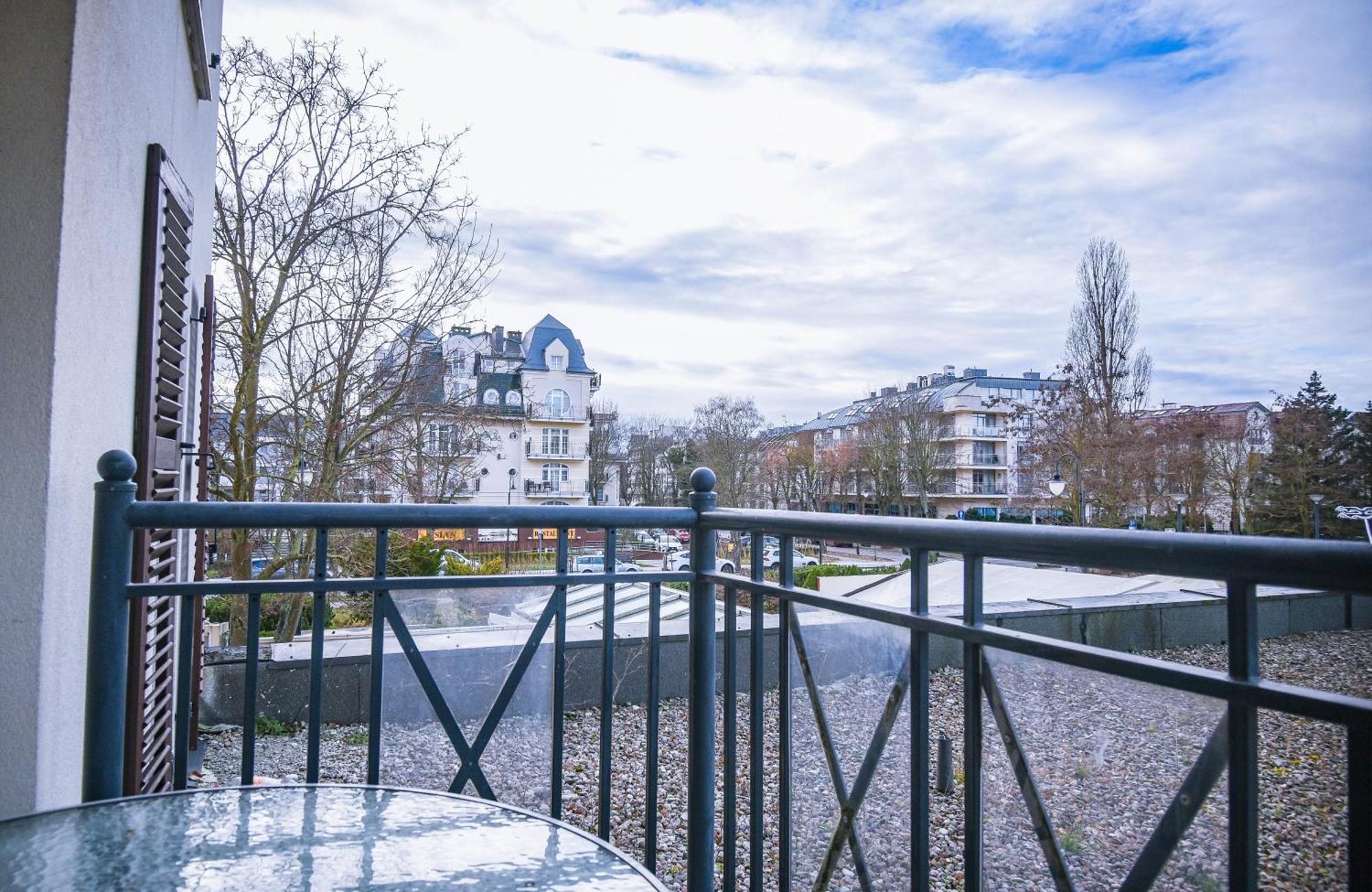Apartamenty Promenada Z Tarasem I Parkingiem - Apartamenty Na Wyspie ชวีโนวิชแจ ภายนอก รูปภาพ