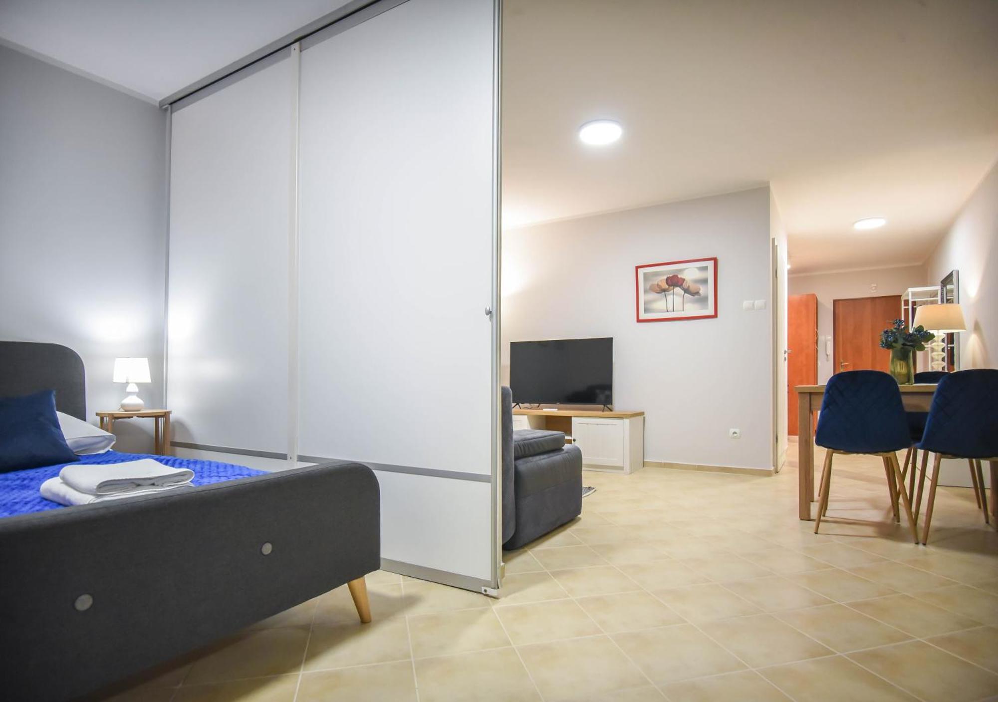 Apartamenty Promenada Z Tarasem I Parkingiem - Apartamenty Na Wyspie ชวีโนวิชแจ ภายนอก รูปภาพ